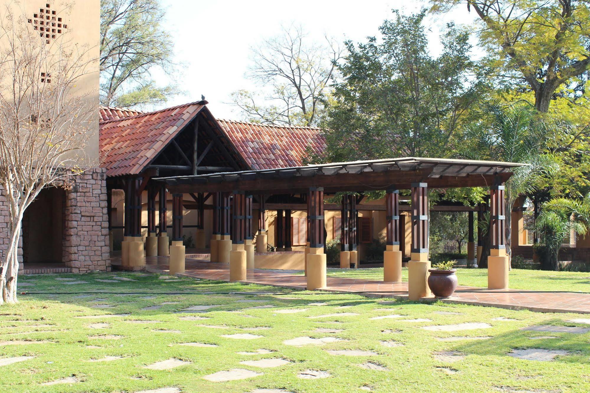 Lombardy Boutique Hotel&Conference Venue Pretoria-Noord Extérieur photo