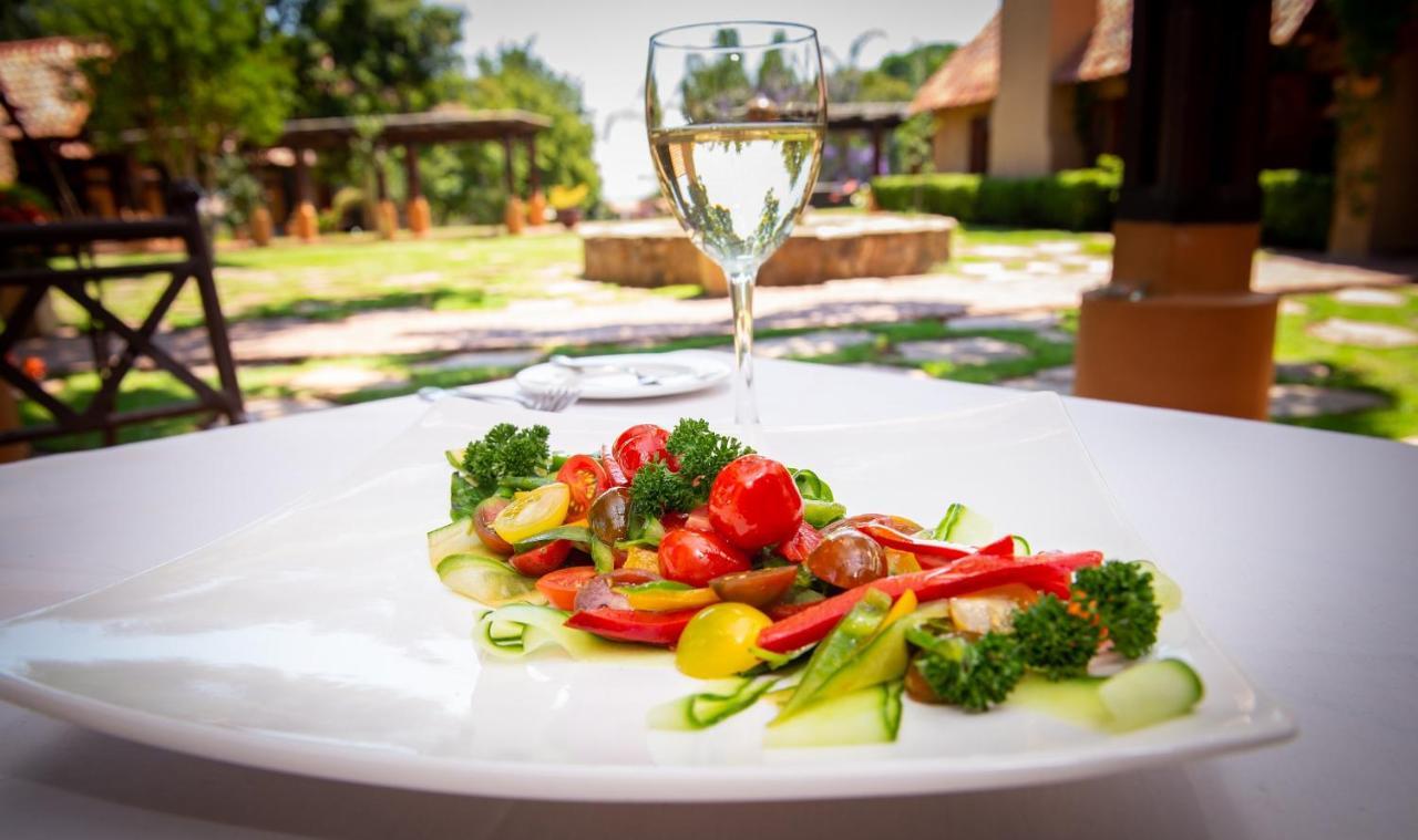 Lombardy Boutique Hotel&Conference Venue Pretoria-Noord Extérieur photo