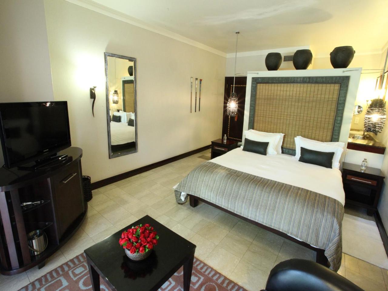 Lombardy Boutique Hotel&Conference Venue Pretoria-Noord Extérieur photo