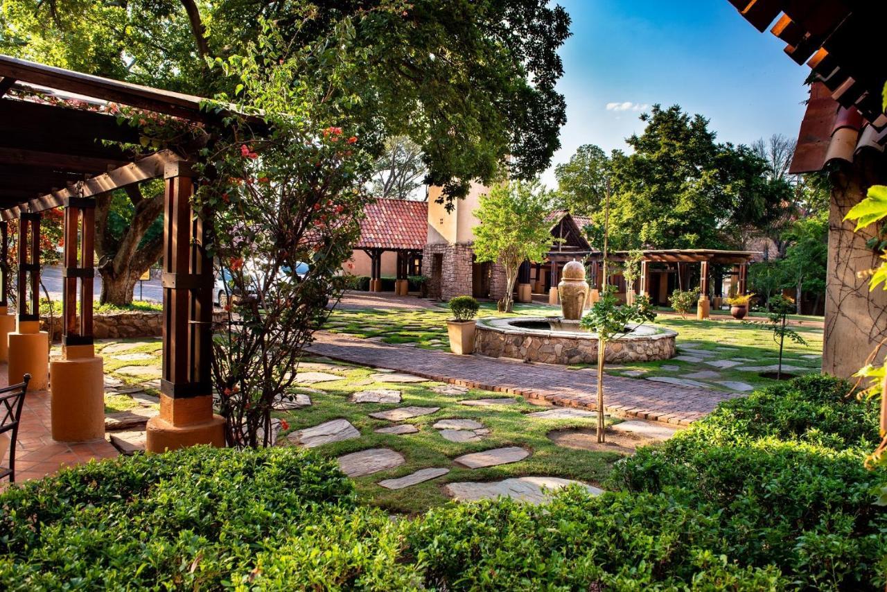 Lombardy Boutique Hotel&Conference Venue Pretoria-Noord Extérieur photo